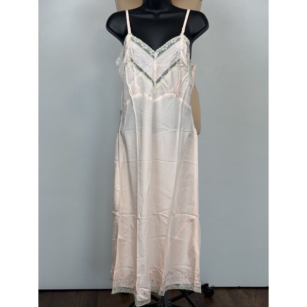 NWOT VTG 50's Pink Nylon Full Slip Dress Deadstock Lace 36 x-small/small